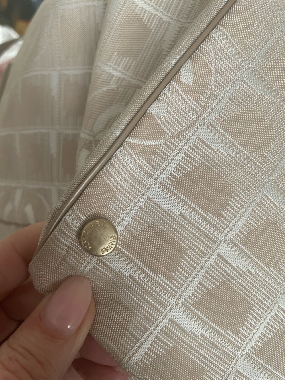 CHANEL Cream Jacquard Tote with Signature Motif - Picture 16 of 16